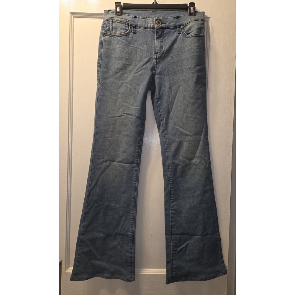 BCBG Maxazria Tanya  wide leg cloudy day Jeans Y2K light wash. No belt loops. 28